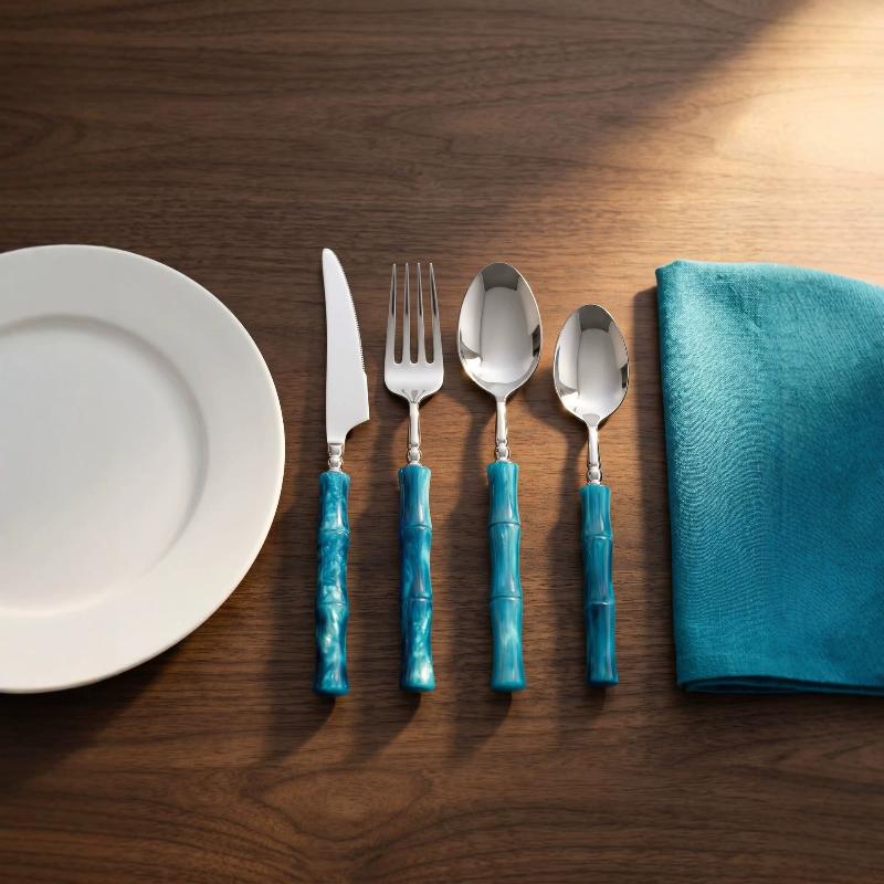 طقم أدوات مائدة من الفولاذ الم - مراجعة Bamboo Cutlery Set وسعره
